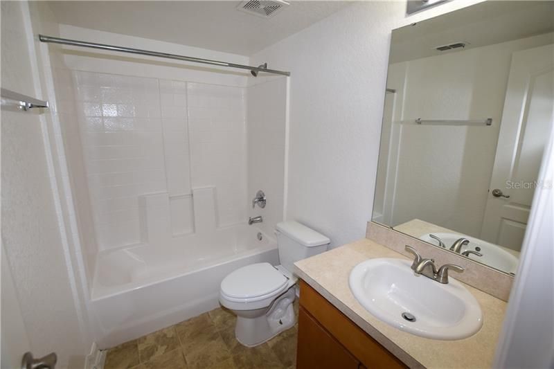 Недавно арендовано: $950 (2 спален, 2 ванн, 863 Квадратных фут)