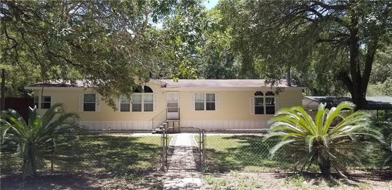 Recently Sold: $175,000 (3 beds, 2 baths, 2108 Square Feet)