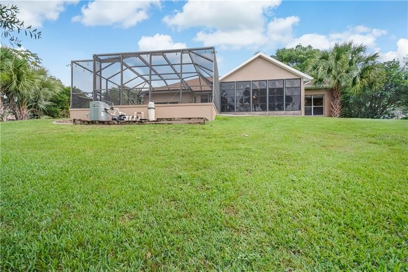 Recently Sold: $370,000 (3 beds, 2 baths, 1998 Square Feet)