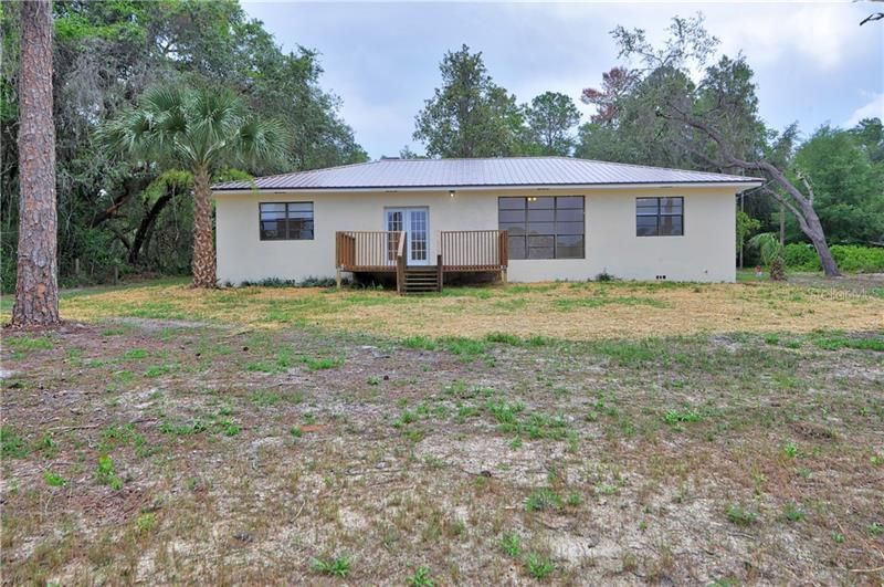 Recently Sold: $224,995 (3 beds, 2 baths, 1636 Square Feet)