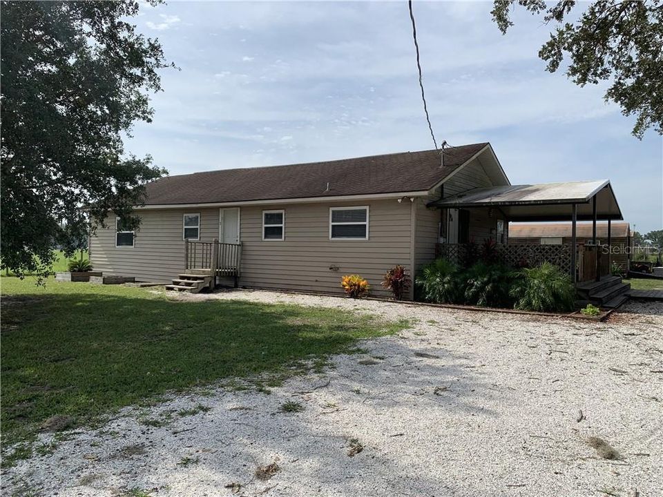 Recently Sold: $189,000 (3 beds, 2 baths, 1456 Square Feet)