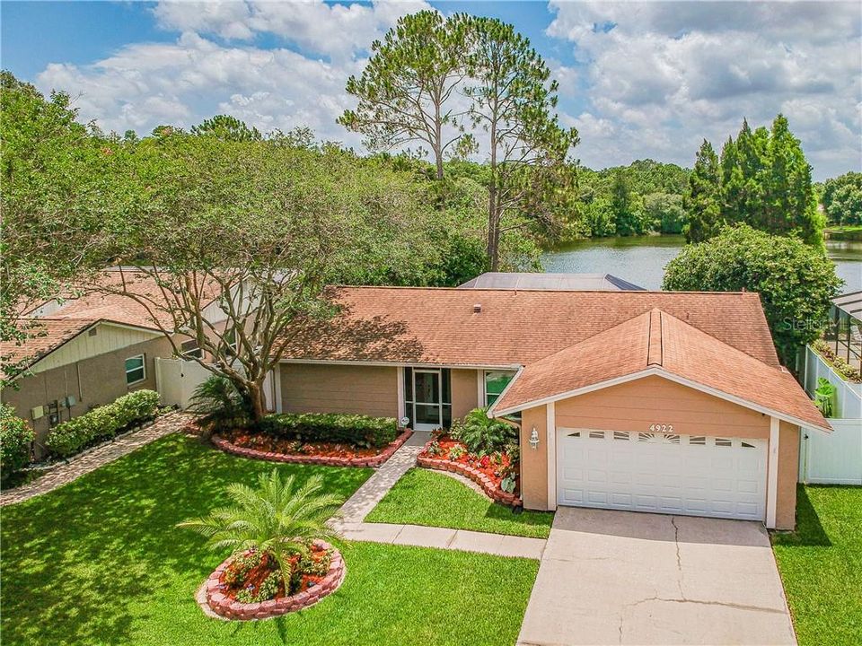 Recently Sold: $292,000 (3 beds, 2 baths, 1323 Square Feet)