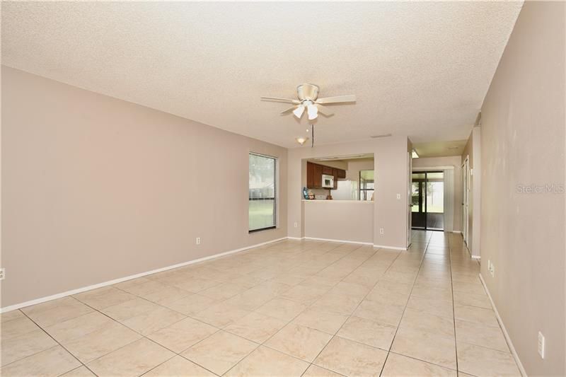 Recently Sold: $150,000 (2 beds, 1 baths, 980 Square Feet)