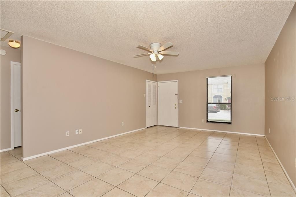 Recently Sold: $150,000 (2 beds, 1 baths, 980 Square Feet)