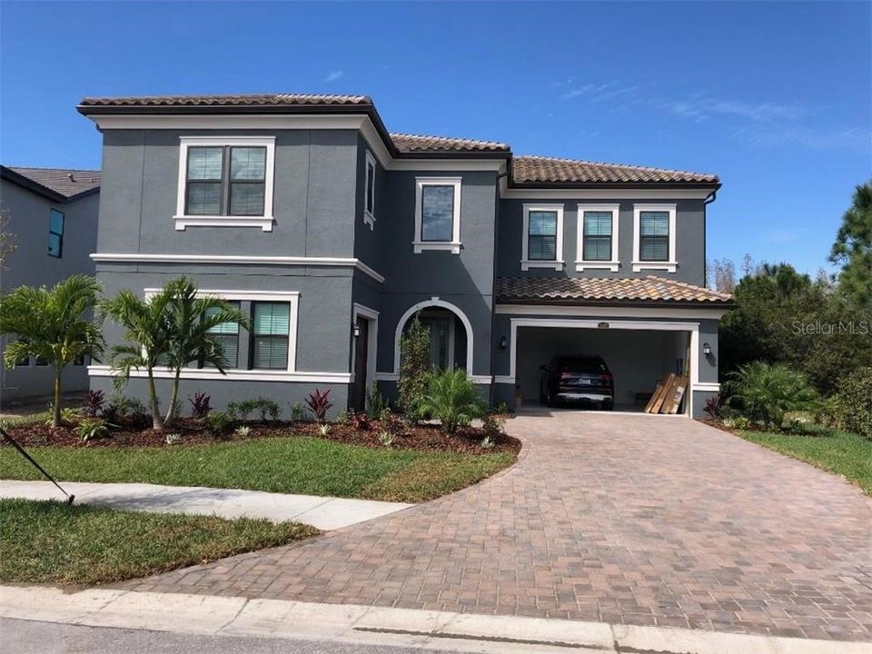 Recently Sold: $717,618 (5 beds, 4 baths, 4000 Square Feet)