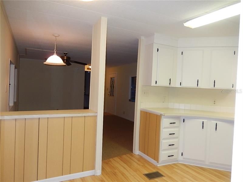 Recently Rented: $775 (2 beds, 2 baths, 720 Square Feet)