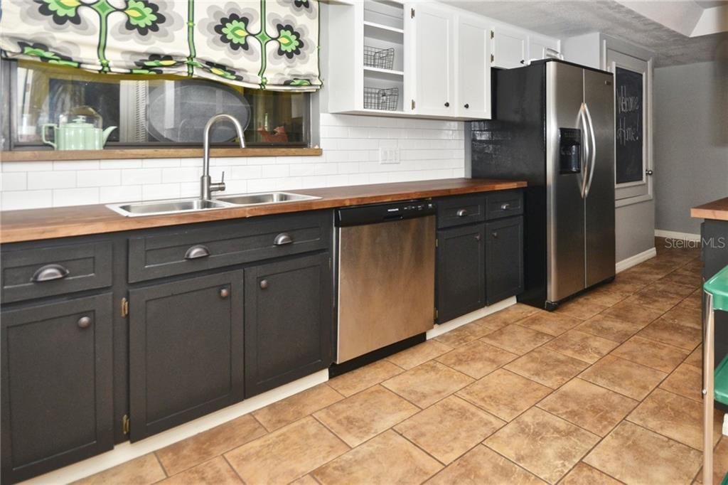 Stainless appliances. Tile flooring and a large window giving you lots of light!