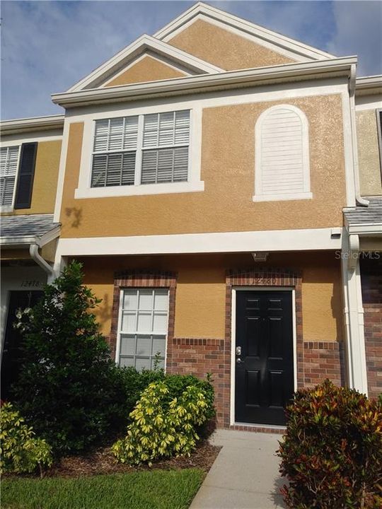 Recently Sold: $179,000 (2 beds, 2 baths, 1184 Square Feet)
