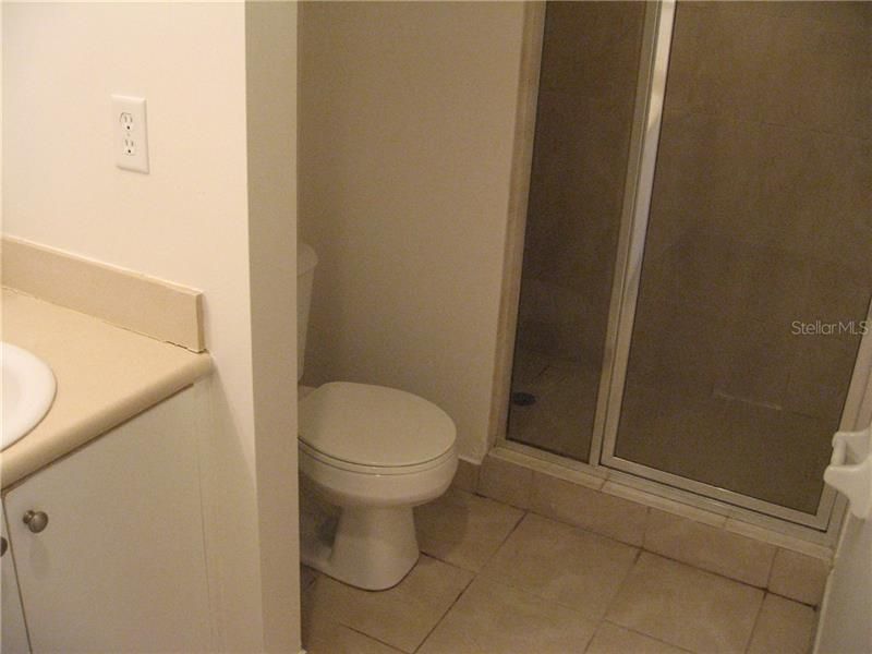最近租的: $1,050 (2 贝兹, 2 浴室, 932 平方英尺)