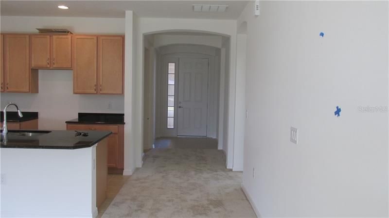 Recently Rented: $1,675 (3 beds, 2 baths, 1801 Square Feet)