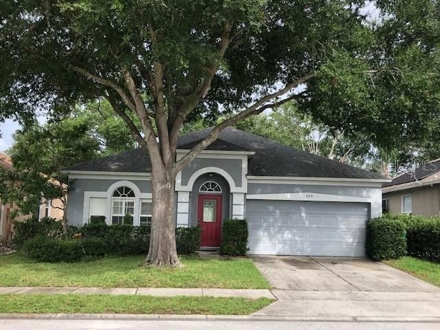 Recently Sold: $210,000 (3 beds, 2 baths, 1496 Square Feet)