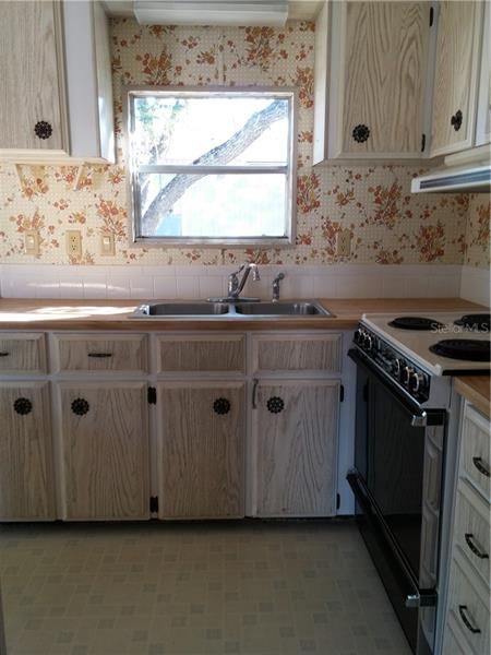 Recently Rented: $750 (2 beds, 2 baths, 900 Square Feet)