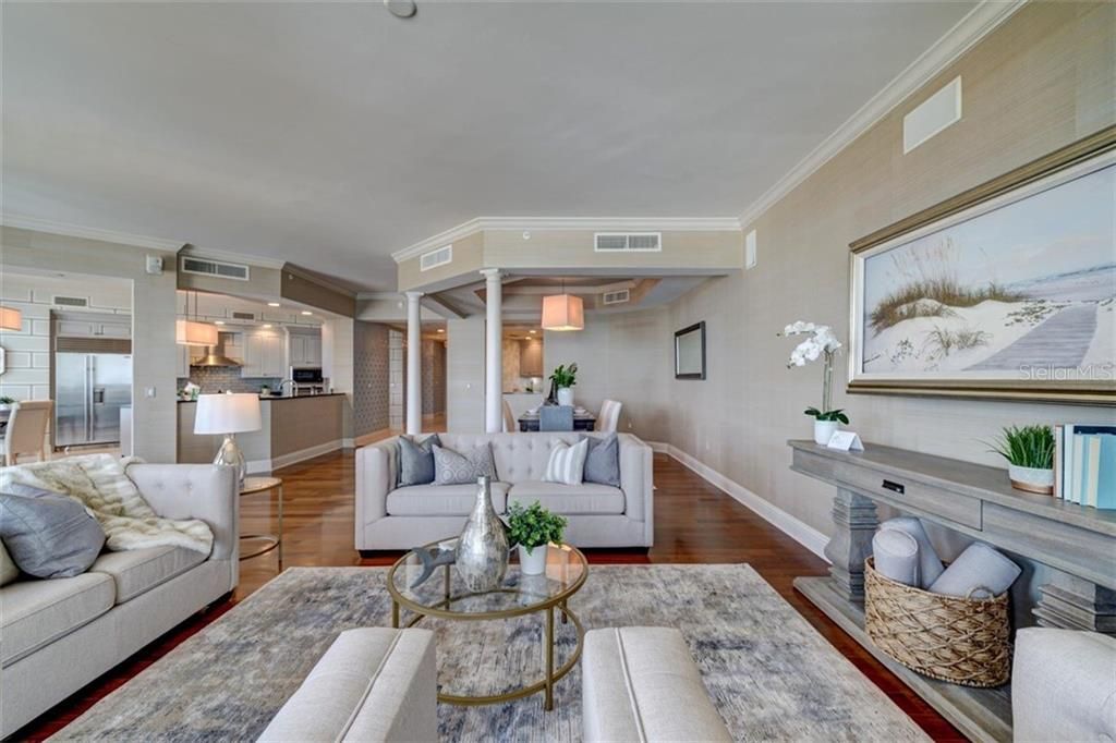 Recently Sold: $3,475,000 (3 beds, 3 baths, 3688 Square Feet)