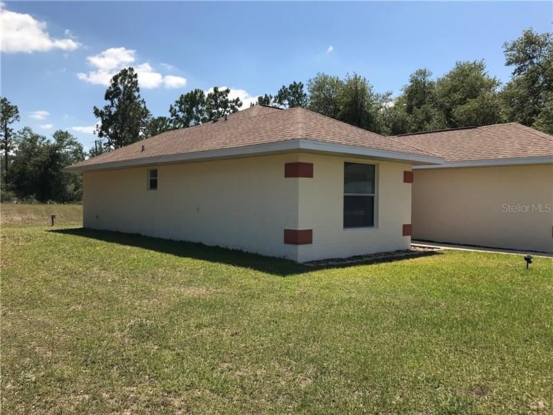 Recently Sold: $129,900 (2 beds, 2 baths, 1030 Square Feet)