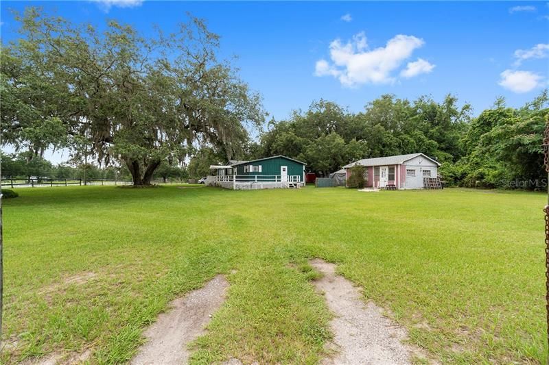 Recently Sold: $112,000 (3 beds, 3 baths, 1568 Square Feet)