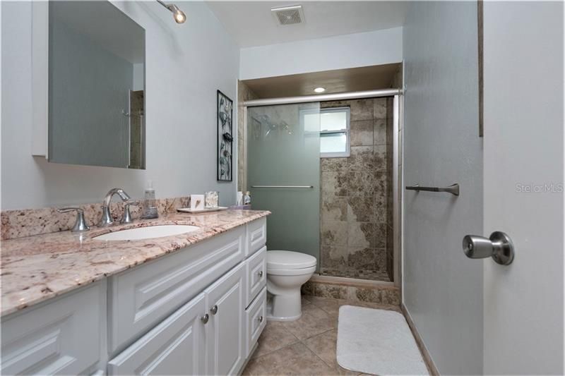 最近售出: $429,900 (3 贝兹, 2 浴室, 1144 平方英尺)