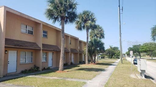 Recently Rented: $850 (2 beds, 1 baths, 891 Square Feet)