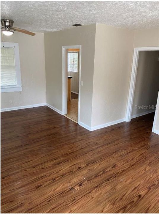 Recently Rented: $850 (3 beds, 1 baths, 1005 Square Feet)