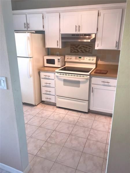 Recently Rented: $1,000 (2 beds, 2 baths, 960 Square Feet)