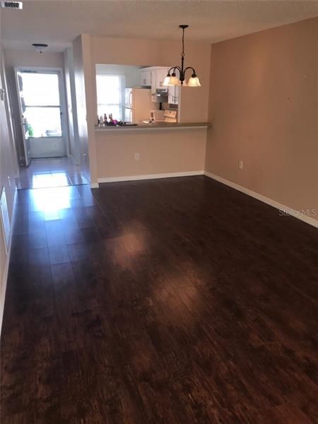 Recently Rented: $1,000 (2 beds, 2 baths, 960 Square Feet)