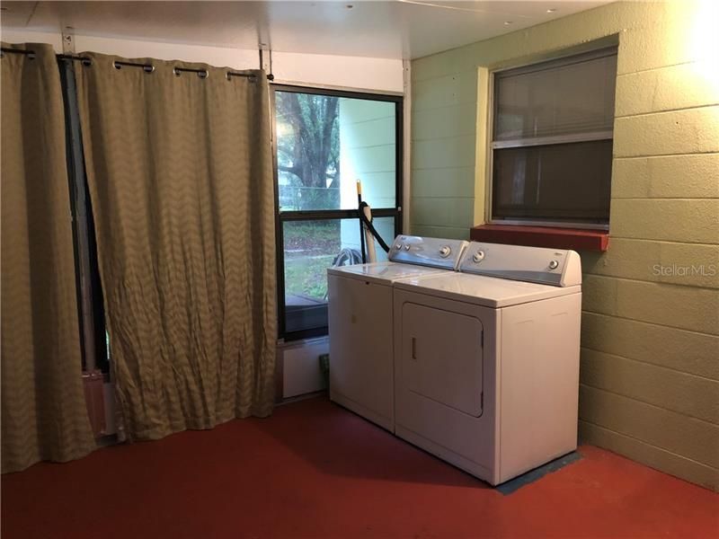 Recently Rented: $750 (1 beds, 1 baths, 520 Square Feet)