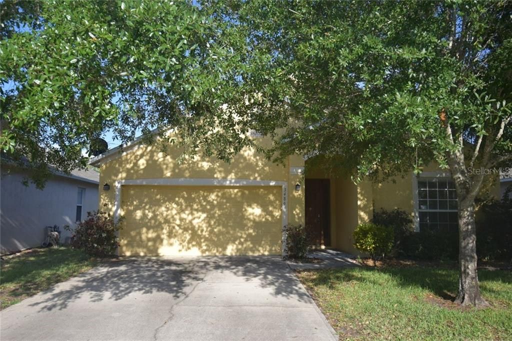 Recently Rented: $1,755 (3 beds, 2 baths, 1903 Square Feet)