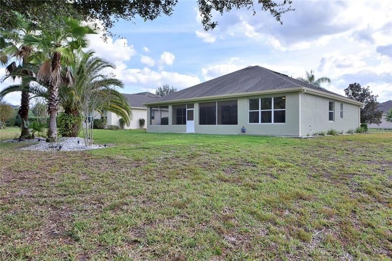 Recently Sold: $275,000 (3 beds, 2 baths, 2122 Square Feet)