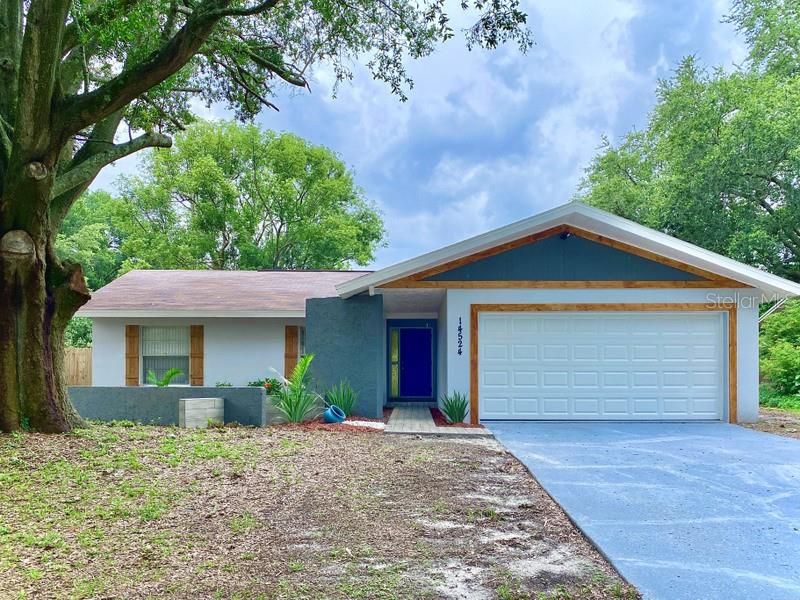 Recently Sold: $289,900 (3 beds, 2 baths, 1465 Square Feet)