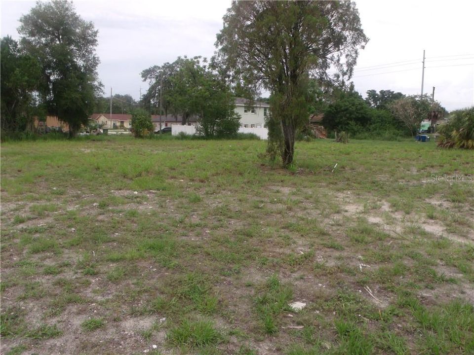 Vendido Recientemente: $11,000 (0.17 acres)