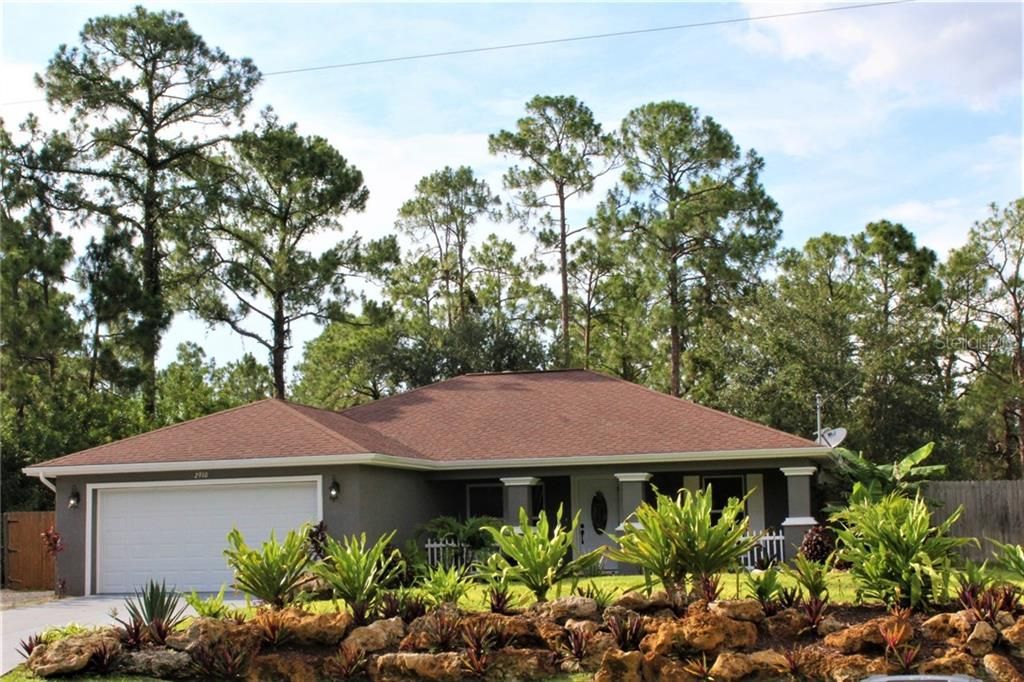 Recently Sold: $225,000 (3 beds, 2 baths, 1408 Square Feet)