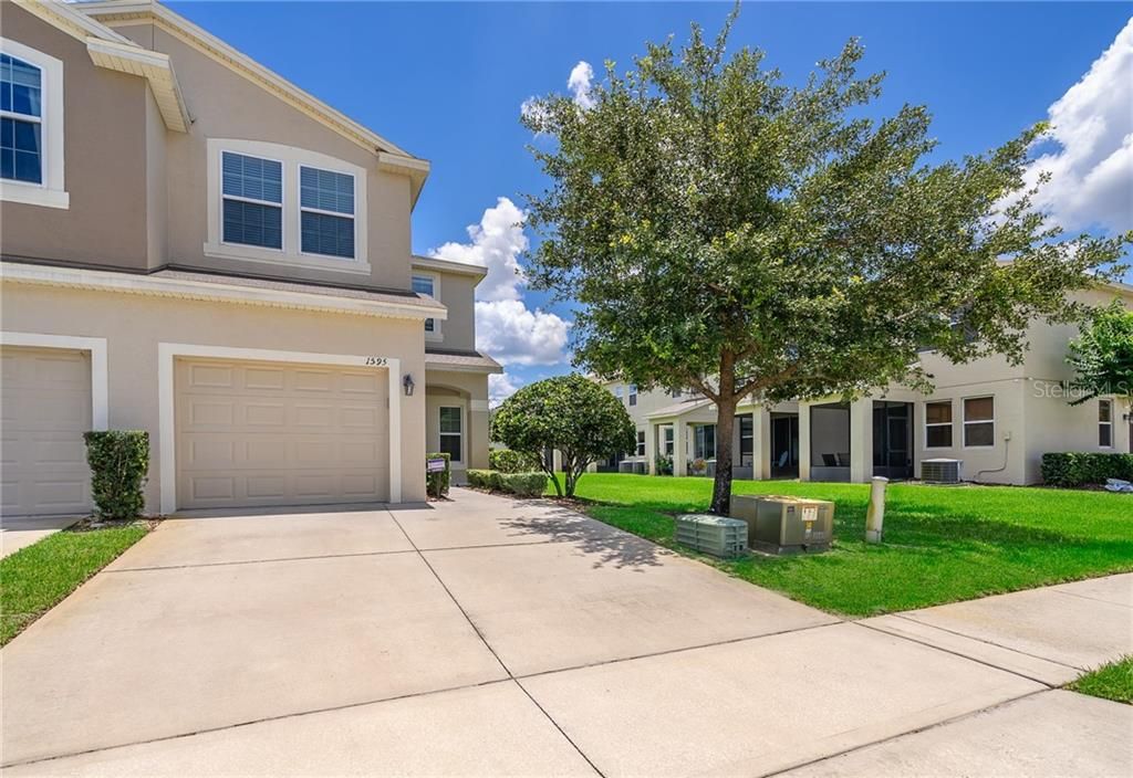 Recently Sold: $250,000 (3 beds, 2 baths, 1334 Square Feet)