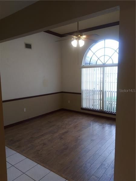 Recently Rented: $1,695 (3 beds, 2 baths, 1685 Square Feet)