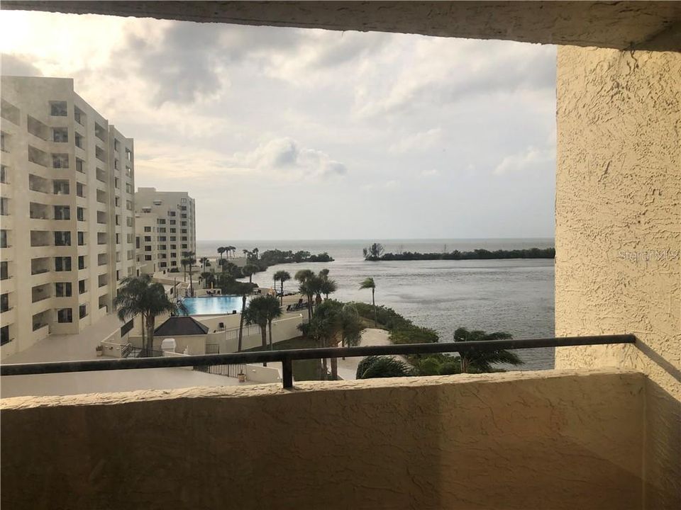Recently Rented: $1,595 (2 beds, 2 baths, 1236 Square Feet)
