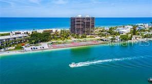 Recently Sold: $900,000 (2 beds, 2 baths, 1510 Square Feet)