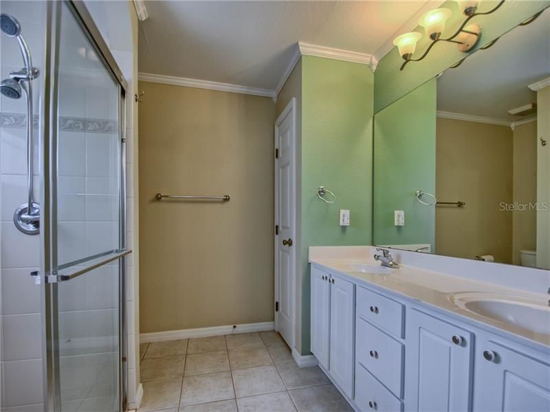 最近售出: $239,900 (3 贝兹, 2 浴室, 1735 平方英尺)