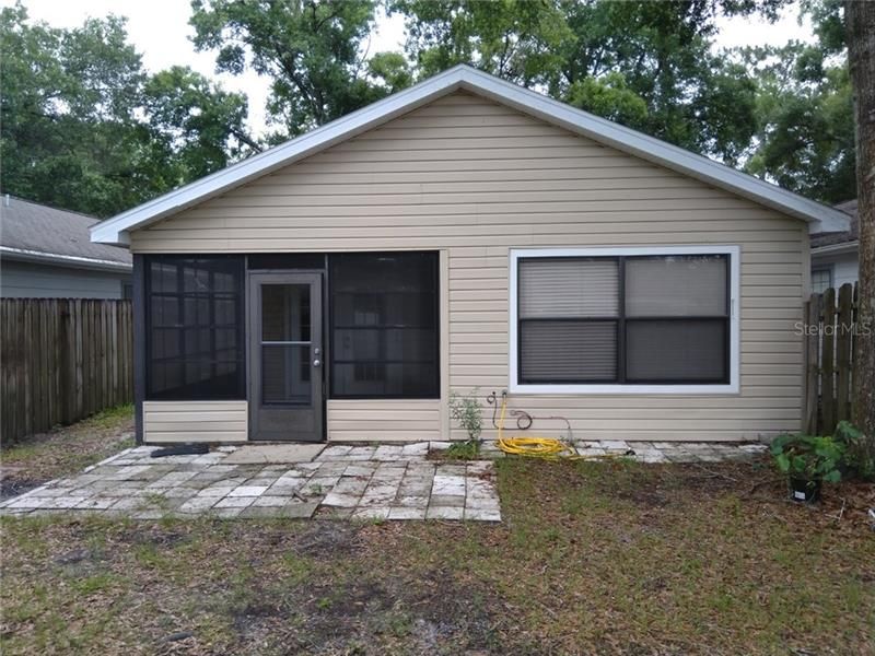 Recently Rented: $900 (2 beds, 2 baths, 1149 Square Feet)