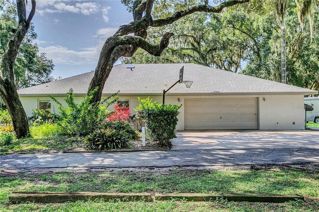 Recently Sold: $774,900 (4 beds, 2 baths, 2766 Square Feet)
