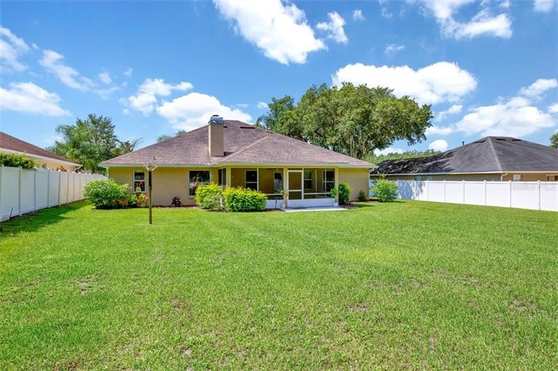 Recently Sold: $289,000 (4 beds, 3 baths, 2422 Square Feet)