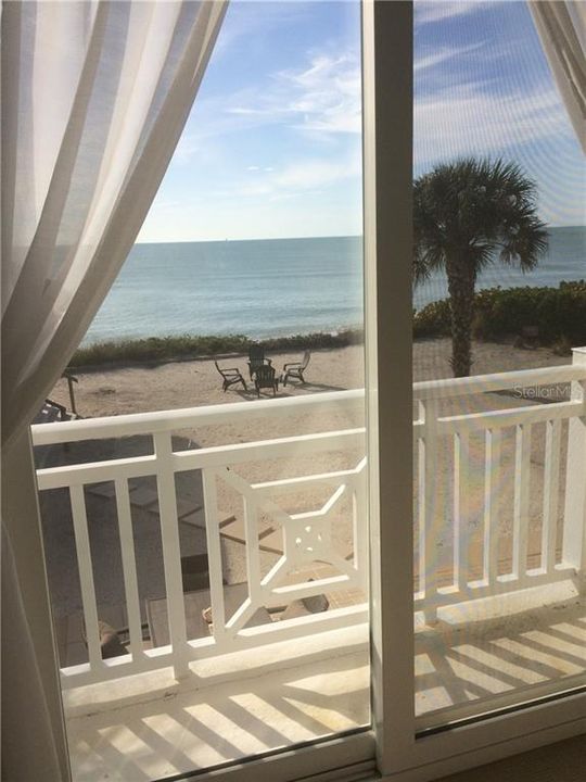 The upstairs double ensuite's west window overlooks the Gulf of Mexico.