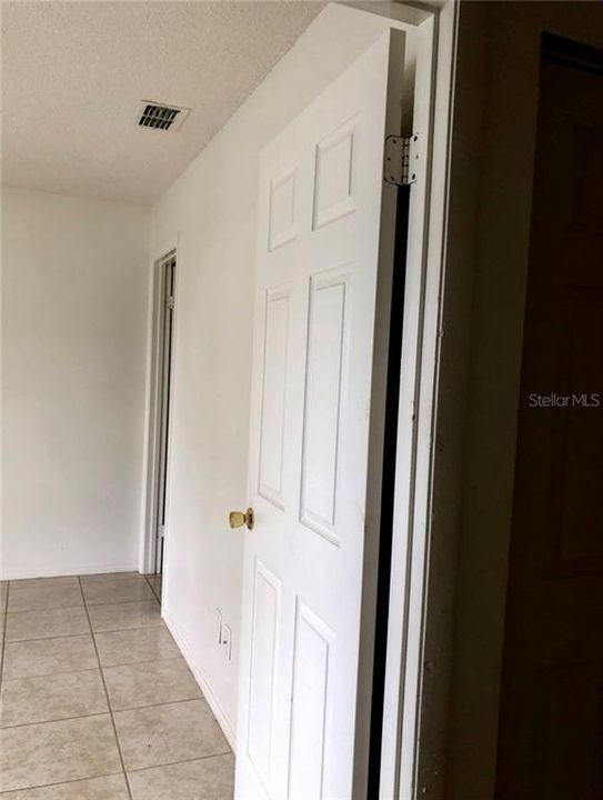 Recently Rented: $700 (2 beds, 2 baths, 855 Square Feet)