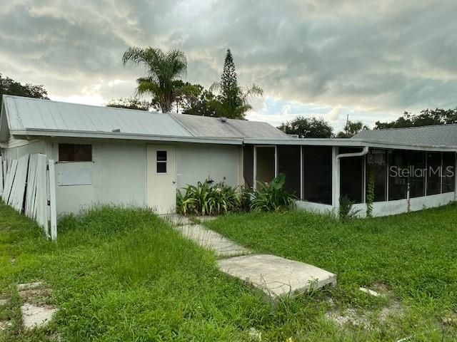 Recently Sold: $59,000 (2 beds, 1 baths, 612 Square Feet)