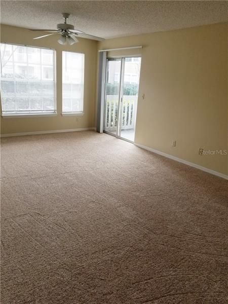 Recently Rented: $875 (1 beds, 1 baths, 627 Square Feet)