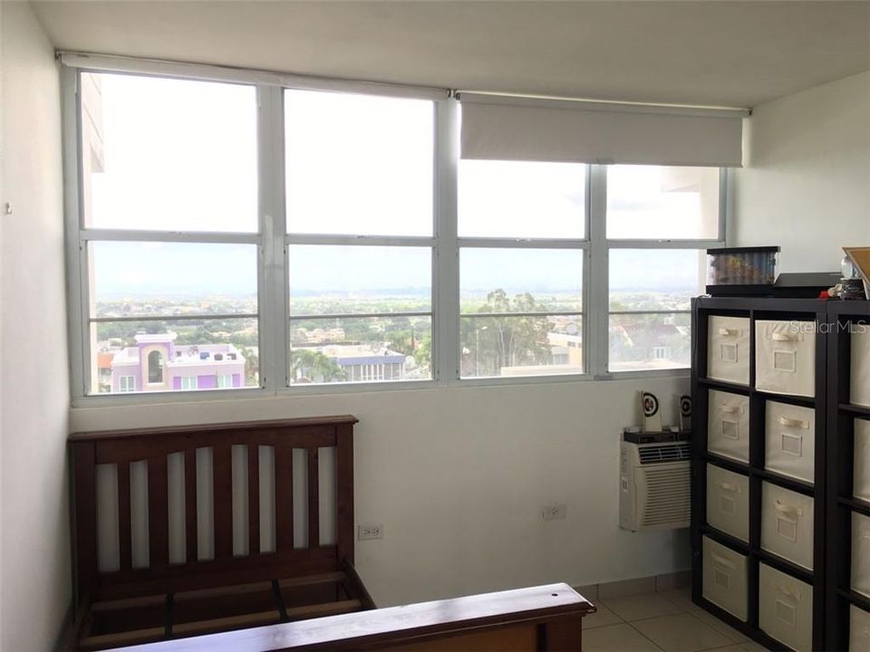 Vendido Recientemente: $135,000 (3 camas, 2 baños, 1255 Pies cuadrados)