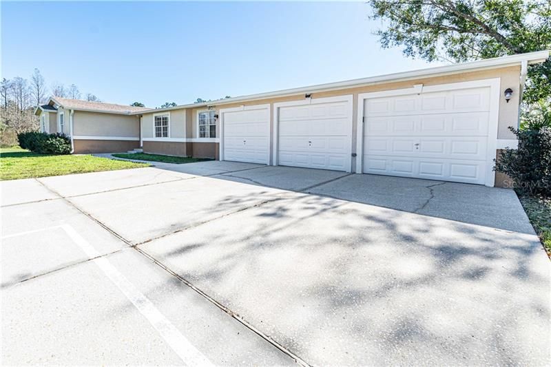 Recently Sold: $419,900 (4 beds, 2 baths, 2217 Square Feet)