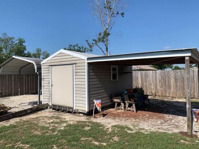 Recently Sold: $165,700 (3 beds, 2 baths, 1105 Square Feet)