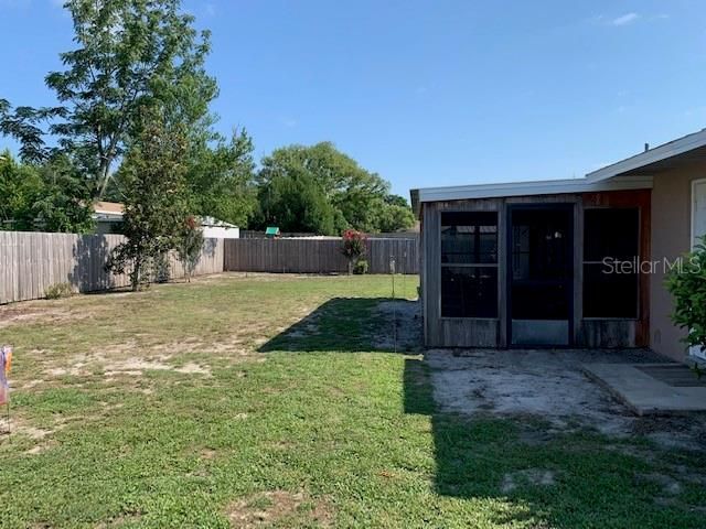 Recently Sold: $165,700 (3 beds, 2 baths, 1105 Square Feet)