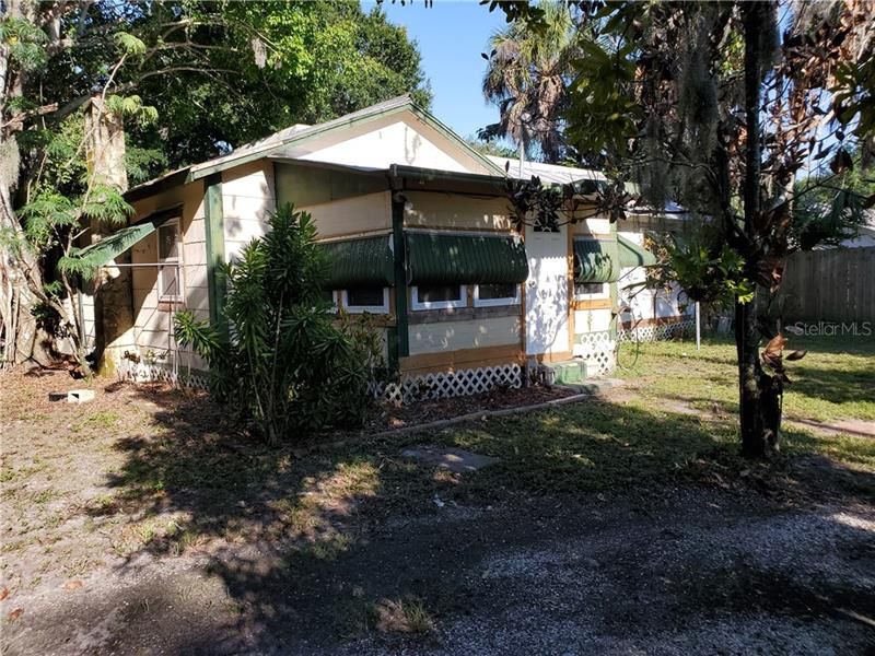 Recently Sold: $67,950 (2 beds, 1 baths, 1068 Square Feet)
