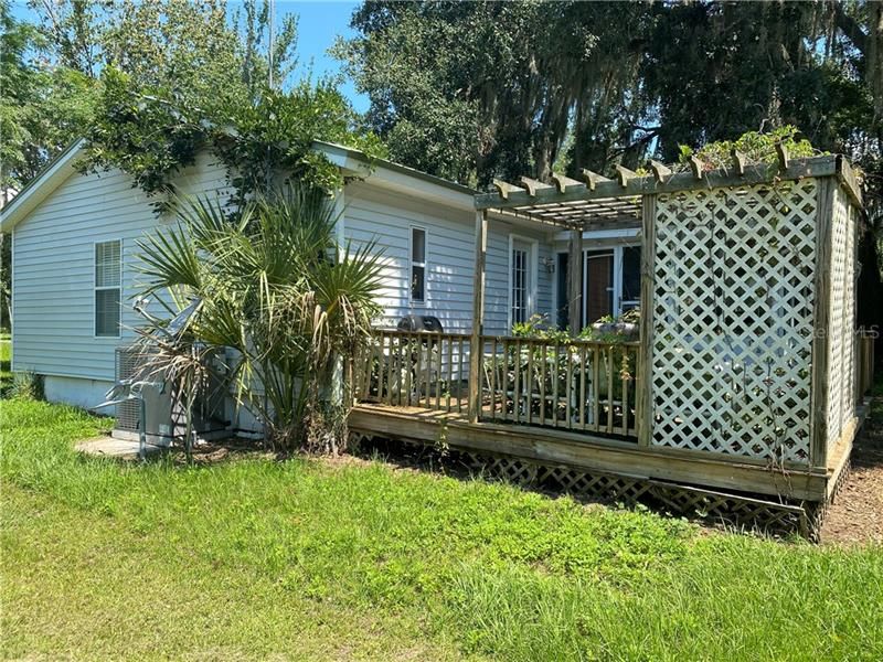 Recently Sold: $119,000 (2 beds, 2 baths, 1752 Square Feet)
