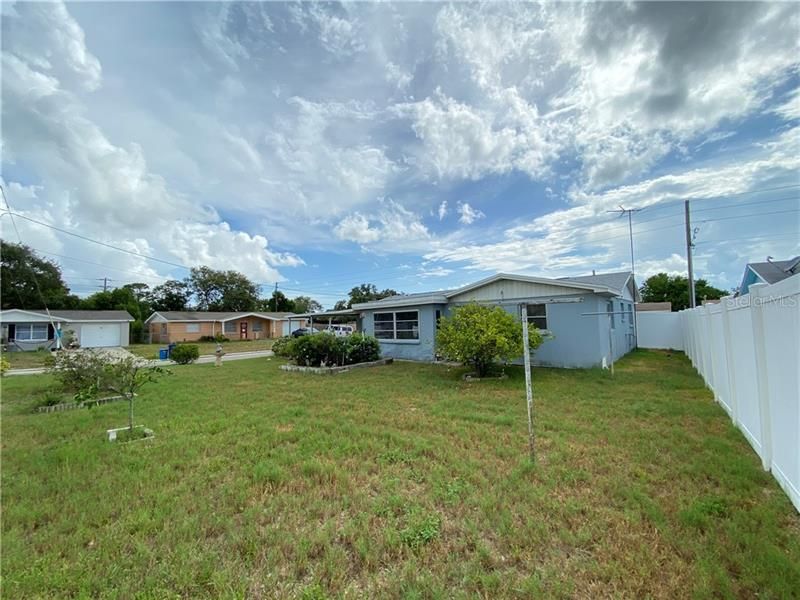 Recently Sold: $125,000 (2 beds, 2 baths, 1120 Square Feet)