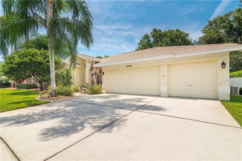 Recently Sold: $439,900 (4 beds, 3 baths, 2179 Square Feet)